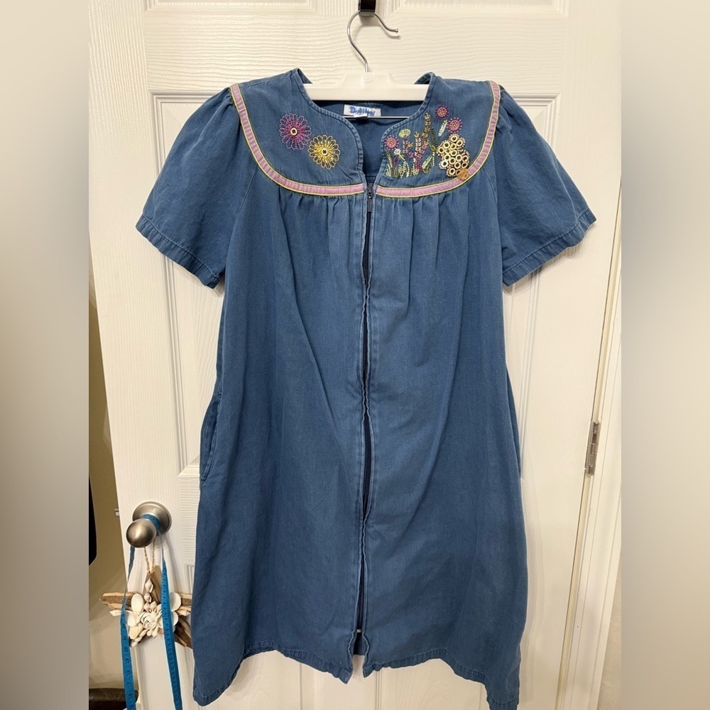 Go Softly Patio Women's Short Sleeve Flowers  Farmcore Muu Muu Midi Dress Small